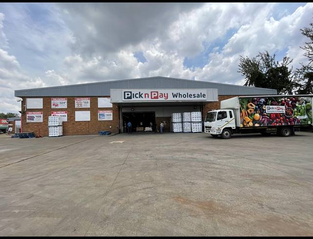 2,995M² WAREHOUSE TO LET IN CITY DEEP
